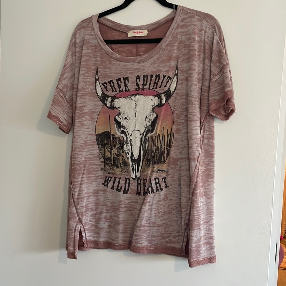 Pink graphic top